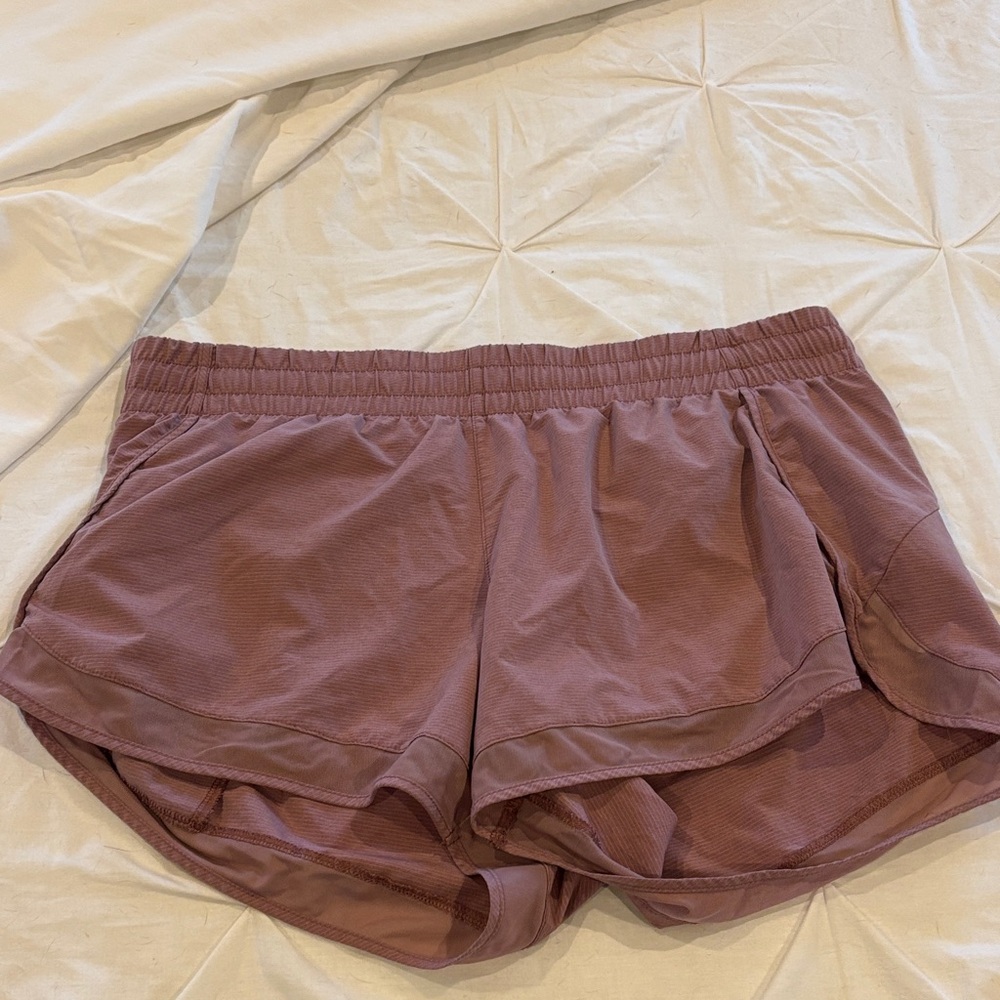 Women's Athleta mesh racer 4in  Mauve Shorts